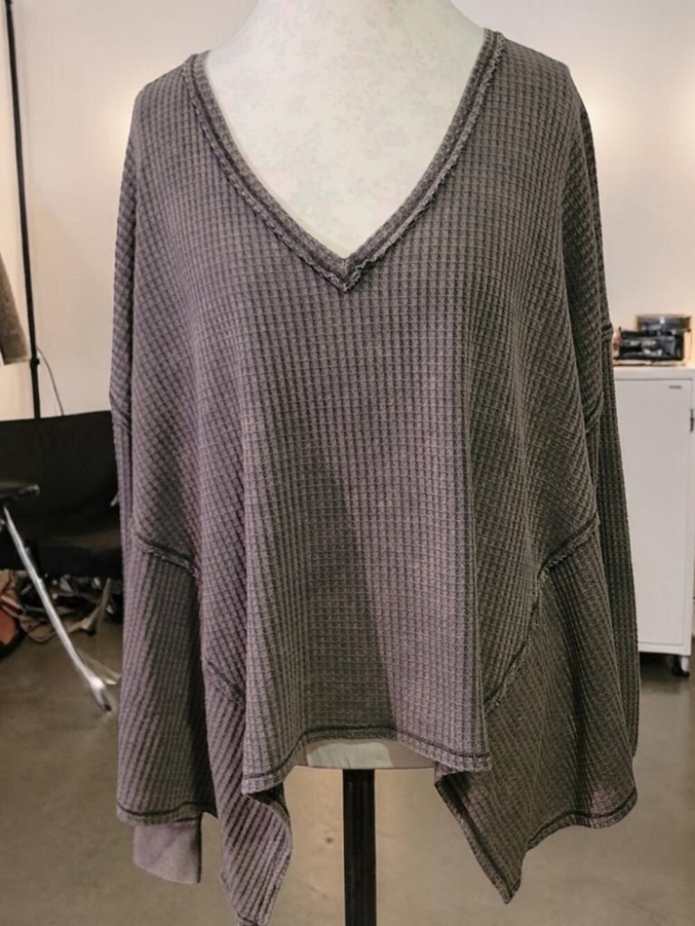 Free People "We The Free" Coraline Balloon Sleeve Thermal Top ✨Size: XXL✨ NWOT - Picture 4 of 5